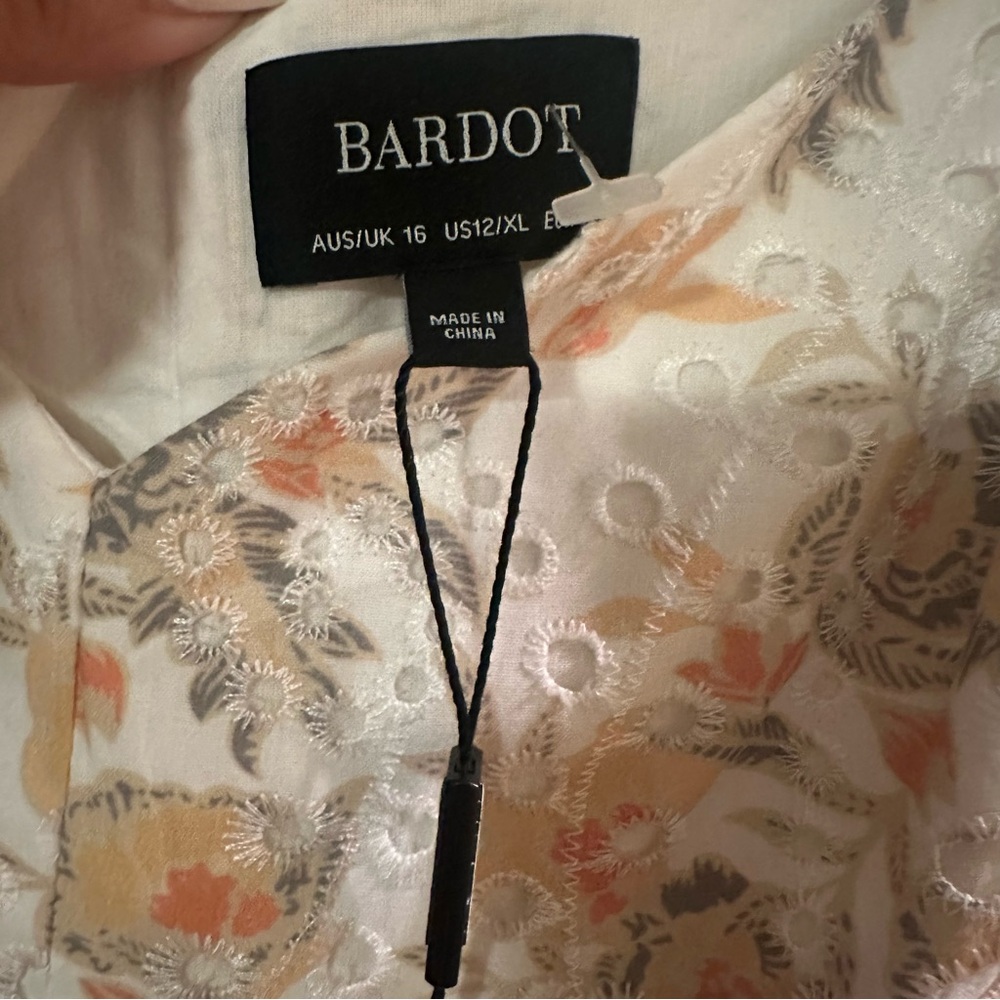 NWT Women’s Bardot Broderie Mini Whimsical Fairy Eyelet Cream Orange Dress 12. - Picture 5 of 9